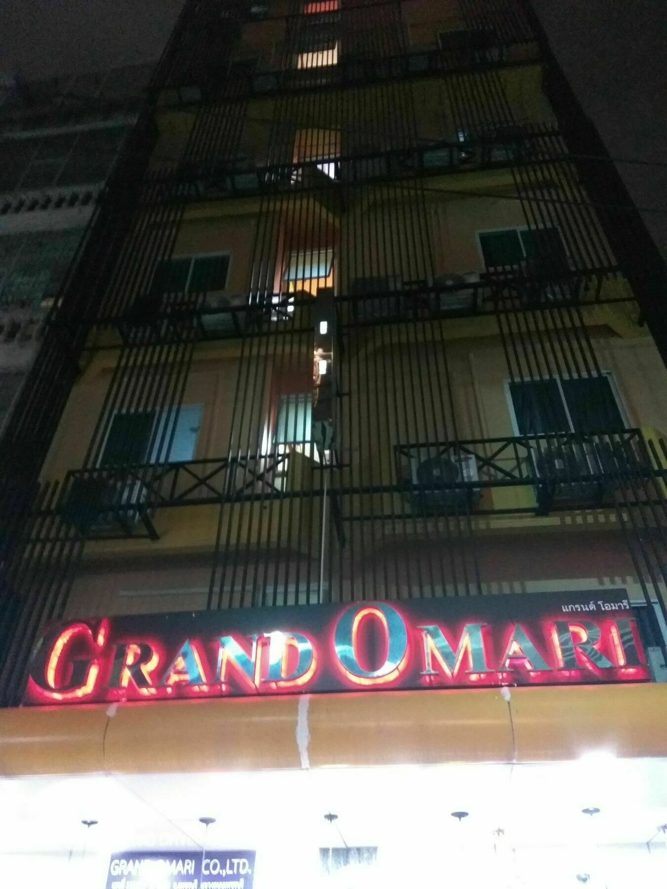 Grand Omari Hotell Bangkok Exteriör bild
